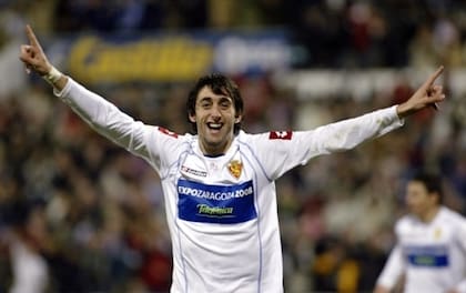 Diego Milito fue el primer argentino en marcarle cuatro goles a Real Madrid; lo hizo en una goleada de Zaragoza por 6-1, en la semifinal de la Copa del Rey en 2006