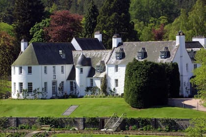 El príncipe Carlos y Camilla Parker Bowles pasan sus vacaciones en la propiedad del siglo XVIII