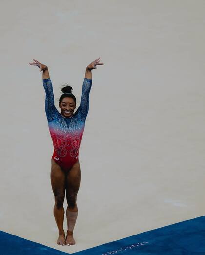 Reapareció la madre biológica de Simone Biles y quiere recomponer su relación con su hija