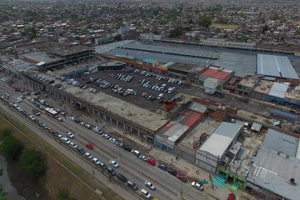 La feria La Salada está integrada por tres complejos comerciales