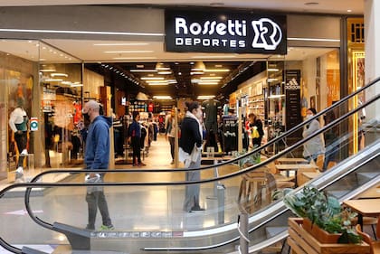 Los empleados tuvieron que llenar una declaración jurada