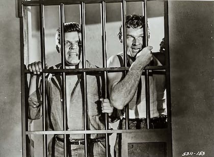 Rebelión en el presidio (1954) plasmó la experiencia de Wanger en la cárcel y revitalizó su lugar en la industria luego de varias décadas de fracasos.