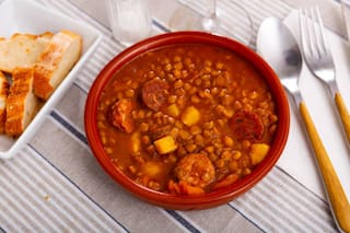 El guiso de lentejas de la chef Marcela Lovegrove para combtir el frío otoñal