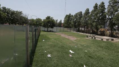 Rechazan en Colegiales la construcción de locales en una futura plaza ubicada frente al Mercado de pulgas