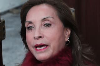 Rechazan pedido fiscal para prohibir salir de Perú a expresidenta Boluarte investigada por lavado