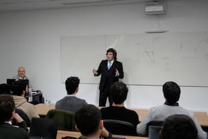 Malestar entre docentes de Udesa por la presencia de Milei a una semana de la marcha federal
