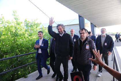 Recibimiento de familiares de repatriados de Israel en el aeropuerto de Ezeiza. santiago Cafiero.15/10/23