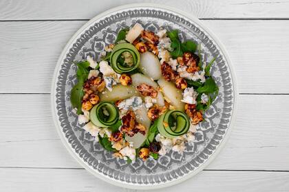 Recomiendan incorporar la manzana a las ensaladas