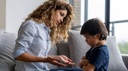 Recomiendan replantear la situación reforzando una sola opción, pero haciéndolo de forma que todavía le das a tu hijo una sensación de control e influencia