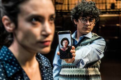 Reconstrucción, la obra de Francisco Lumernan junto al cineasta Benjamín Naishtat