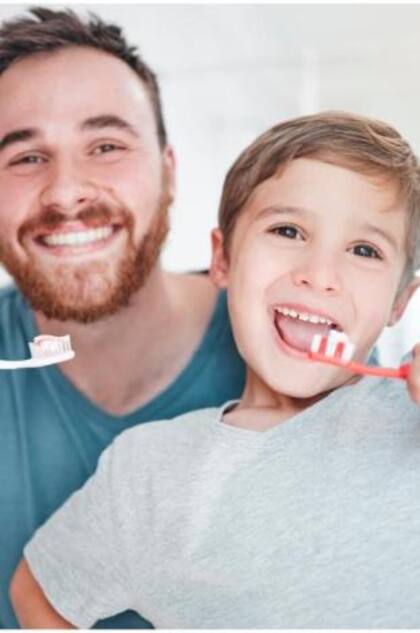 Recordá usar el enjuague después de terminar el cepillado (Foto: iStock)