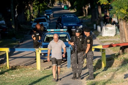 Recorrida en un patrullero policial por zonas calientes de Rosario. 

Credito: Franco Trovato Fuoco 