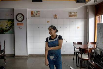 Soledad Aguirre, de la panadería Nuevo Sol, teme por su fuente de trabajo