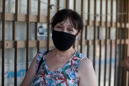 Recorrida por La Matanza y Tigre, para saber que piensan los habitantes sobre las medidas económicas implementadas por el gobierno nacional.
En la foto Mónica, que prestó su testimonio.