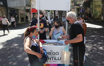 Recorrida por las localidades de Quilmes y Florencio Varela por las nuevas medidas económicas implementadas por el gobierno nacional. 
Mesa de Juntos por el Cambio.