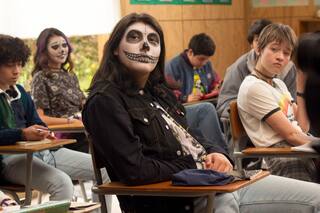 Ruido Capital: una serie que mira a los años 90 con nostalgia y dolor