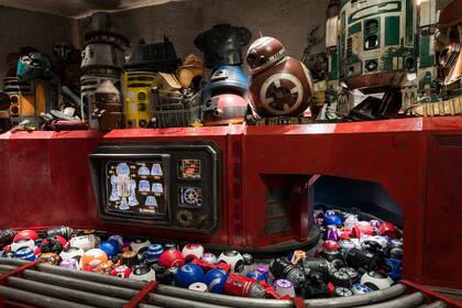Recuerdos galácticos para llevarse a casa en Star Wars: Galaxy’s Edge, la nueva área de Disney, en Orlando