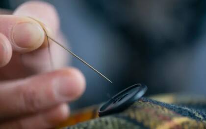 Recuperar "el arte del mantenimiento de la ropa" es una de las claves