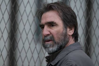 Escena de la serie de Netflix "Recursos inhumanos", basada en la novela homónima de Lemaitre; para el autor, esta adaptación resultó "francamente desastrosa"