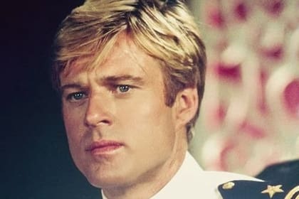 "Bob era carismático, inteligente, intenso, interesante y uno de los mejores actores de la historia", escribió Streisand en su cuenta de Instagram, al recordar el trabajo en el set con Redford