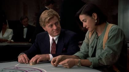 Redford y Demi Moore en una escena de Propuesta indecente (1993), film que generó una enorme polémica al momento de su estreno