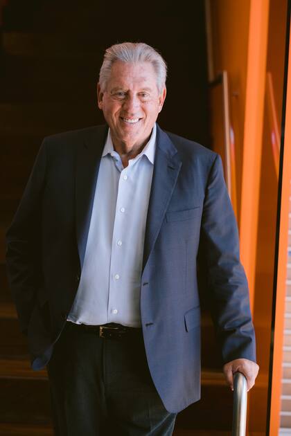 Referente global y autor de más de 70 libros con más de 35 millones de copias vendidas, el norteamericano y experto en liderazgo John Maxwell ha sido y es una lectura obligada para líderes corporativos en las últimas tres décadas.