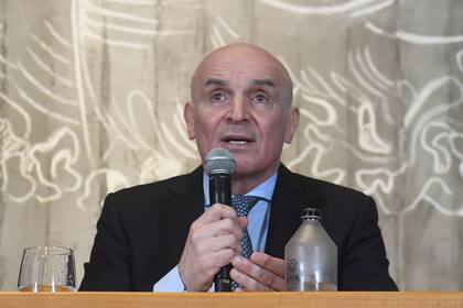 Referentes de Juntos por el Cambio oficializaron la incorporación de José Luis Espert al espacio. Participaron de la rueda de prensa el titular de la UCR, Gerardo Morales, el secretario general del PRO, Eduardo Machiavelli; el titular de la Coalición Cívica, Maximiliano Ferraro; el referente de Encuentro Republicano Federal, Miguel Angel Pichetto y el recientemente incorporado José Luis Espert