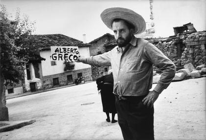 Registro de Alberto Greco en Piedralaves, realizado por Montserrat Santamaría en 1963