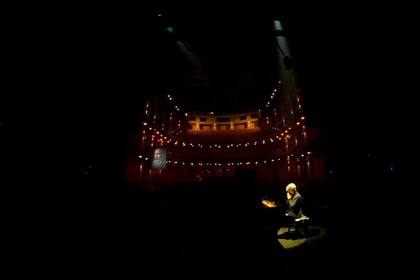 Registro de una presentación anterior en la sala del Teatro Mayor de Bogotá, Colombia