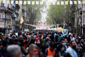 Regreso del Festival de las Colectividades a la Avenida de Mayo