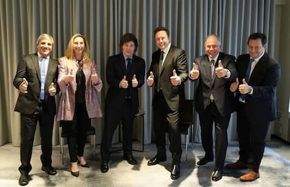 Reidel (a la derecha) en un encuentro de Milei con Elon Musk
