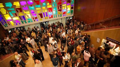 Reinauguración del teatro de la Sociedad Hebraica Argentina.