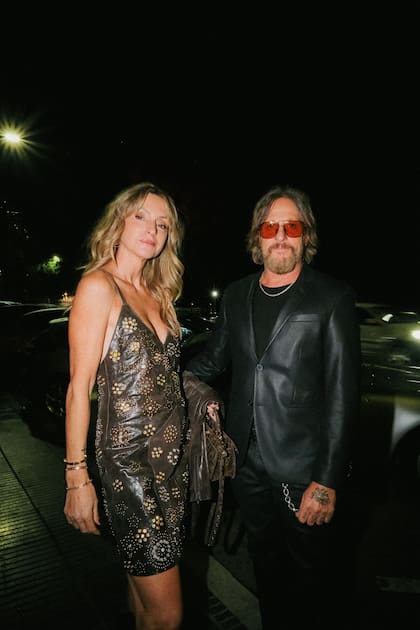 Relajados tras la presentación de su colección de otoño-invierno, Cynthia Kern y Federico Bonomi