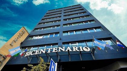 Relajate en los circuitos hídricos y permitite un masaje relajante en el spa del Hotel Bicentenario