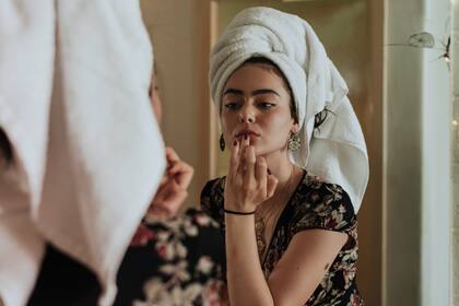 Rellenos faciales: qué son, dónde se inyectan y contraindicaciones para un rostro más joven