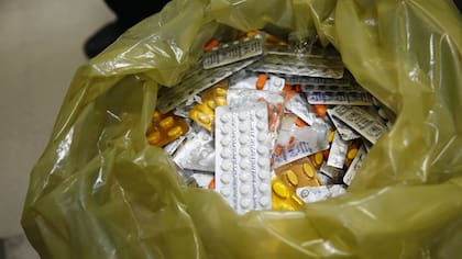 Remedios vencidos, en la misma bolsa