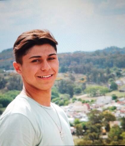 Renato soñaba con seguir trabajando junto a su familia y disfrutaba de su grupo de amigos en Chascomús