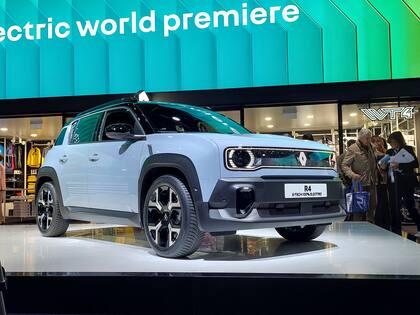 Renault 4, una de las estrellas del Salón de París de este año.