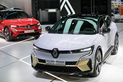 Renault Megane E-Tech, el nuevo mediano eléctrico lanzado en Europa que la filial del rombo traerá el año que viene