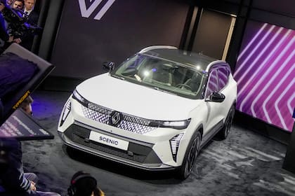 Renault Scenic E-Tech Electric. Ahora con formato crossover y también impulsado por baterías