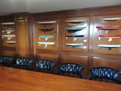 Réplicas de cascos de veleros históricos.