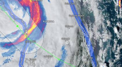 Reportan dos decesos por electrocución en Orange County durante el paso de la tormenta tropical Nicole