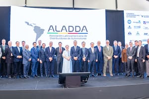 La industria automotriz reclamó por una baja impositiva y mayor “integración comercial”