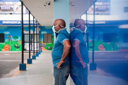 América Latina, que de por sí ya tiene un cuadro sanitario mucho más complejo que el de países como Italia y España, también le destina muchísimos menos recursos a la salud pública.