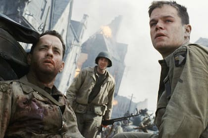 Hanks y Damon en Rescatando al soldado Ryan 
