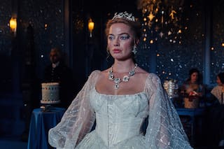 Reseña: "Wuthering Heights" de Emerald Fennell es audaz, pero superficial