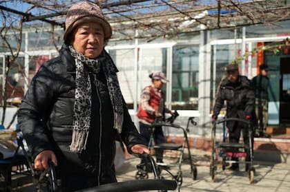 Residentes en el centro de ancianos de Tang