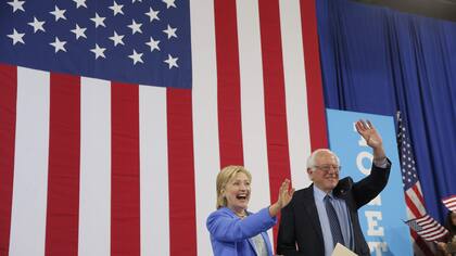 Respiran los demócratas: Bernie Sanders sumó hoy su respaldo a Hillary Clinton