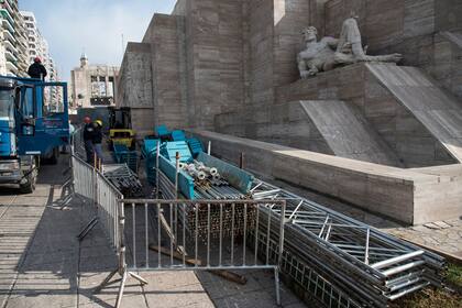 Parte de los andamios que fueron retirados