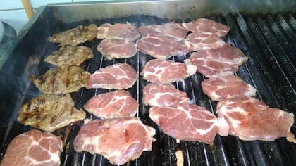 Restaurantes en Coghlan: Club El Tábano. Foto: Facebook El Tábano